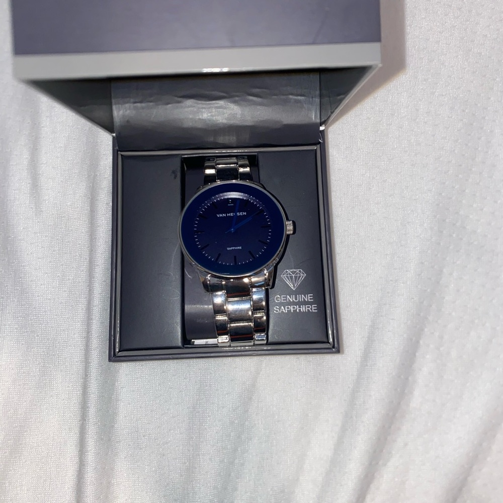 Van Heusen Sapphire watch